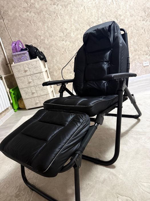 Продам массажное кресло 25000
