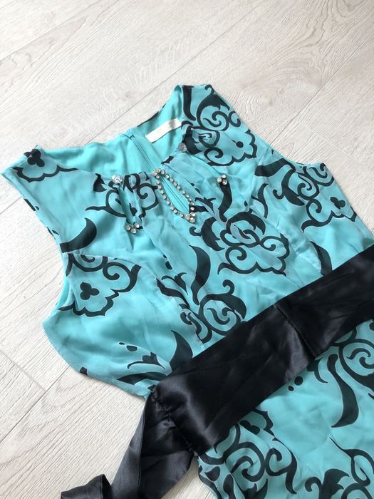 Синьо-зелена дълга рокля, подходяща за повод, размер L