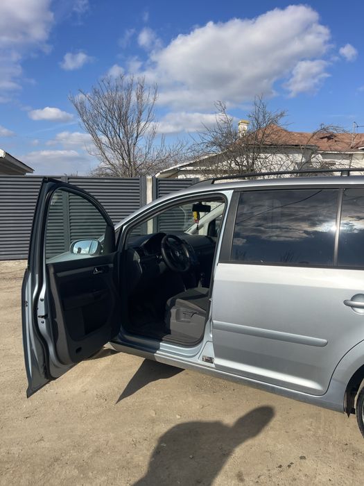 Volkswagen Touran 1.4 TFSI 2006 140 CP Clima