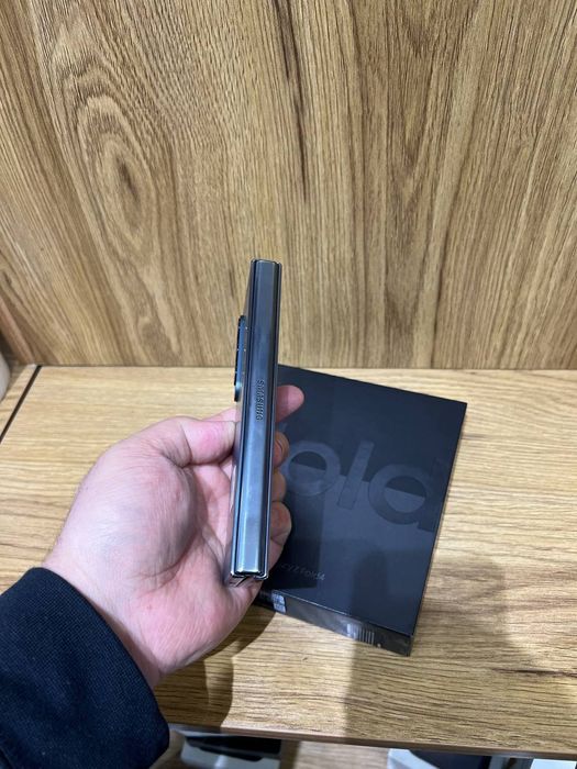 Samsung Fold 4 12/256 Black Vietnam Dual Sim