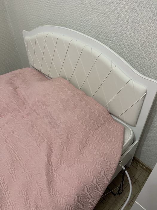 Продаю кровать полуторка