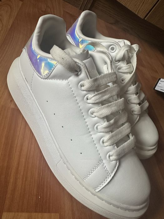 Alexander McQueen rainbow