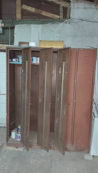 Dulap metalic cu 5 usi