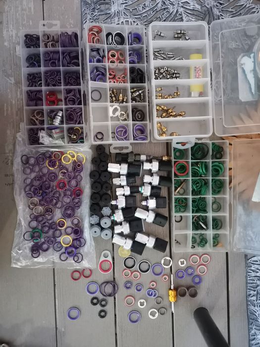 Încărcare freon auto  , freonizare auto R 134 A și R 1234yf.