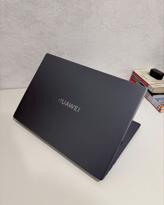 Ноутбук Huawei D 16 (Intel Core i5)