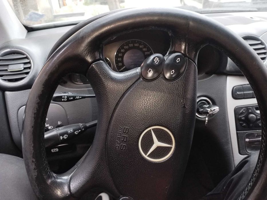 Mercedec Clk 270 при интерес пишете и звъннете а посочения номер