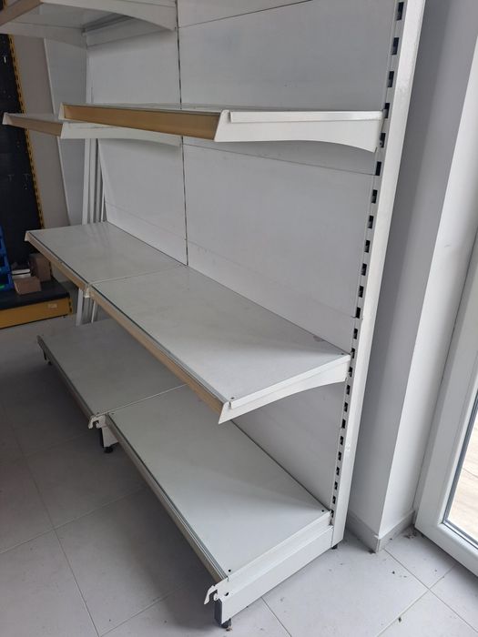 Метален рафтове 1.90 на 2.34височина