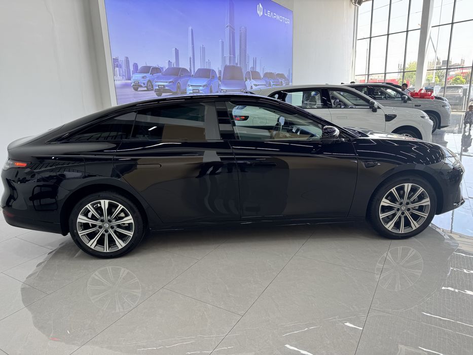 LEAPMOTOR C01 hybrit 216km