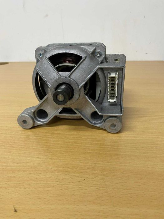 Motor masina de spalat WHIRPOOL, Welling HXGK1L.52 7 pini