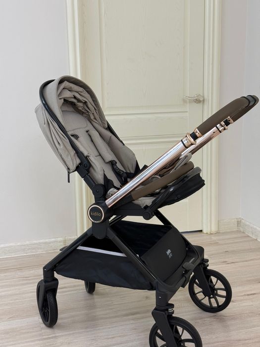 Новый еоляска все в комплекте,сумкалары бар