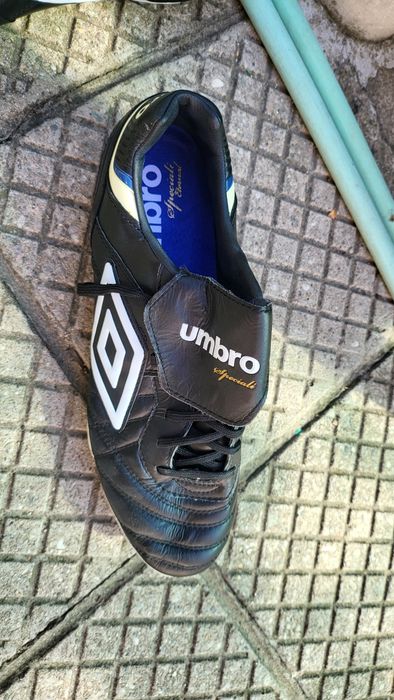 Umbro футболни обувки