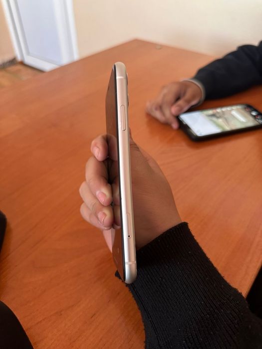 iphone 11 белый обмен