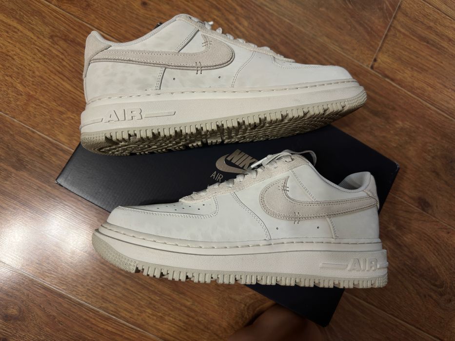 Обувки Nike Luxe