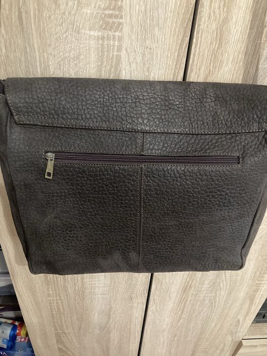 Geanta unisex  stare foarte buna