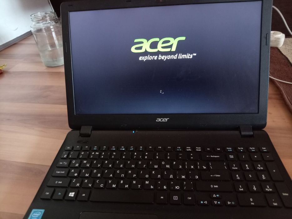 Notbuk acer holati yahshi