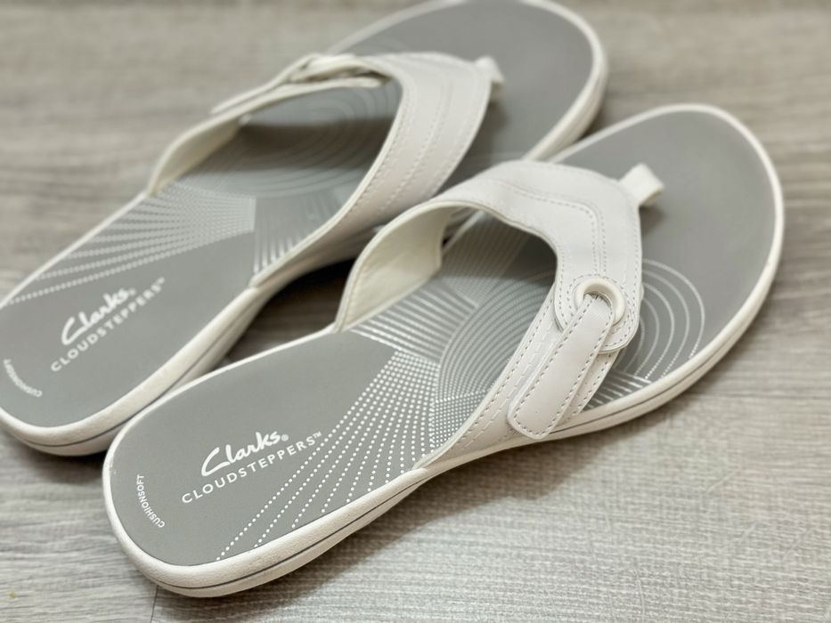 Новые шлёпки Clarks Cloudsteppers оригинал | белые, бежевые, чёрные