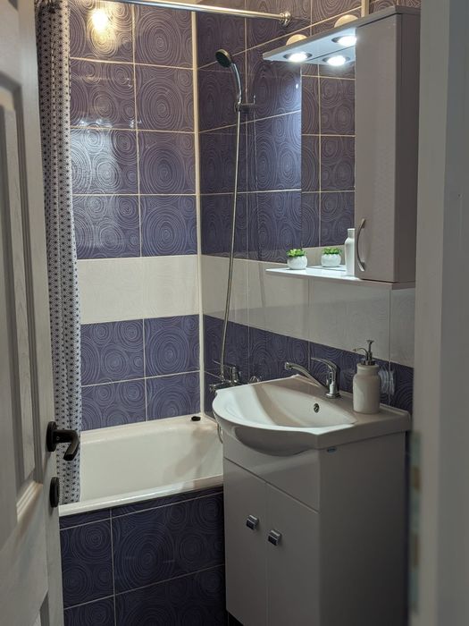 Apartament 2 camere decomandate, bucatarie cu loc de luat masa, 2 balcoane, Grigorescu