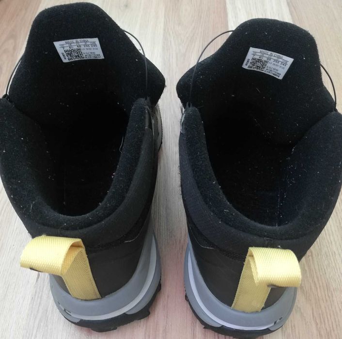 Боти на Adidas Ном. 40