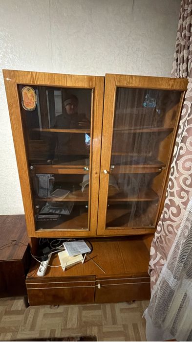 Шкаф шифоньер тумбочка