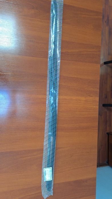 Уплотнитель переднего лобового стекла бмв е39