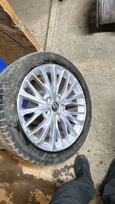 Продам летнее шины