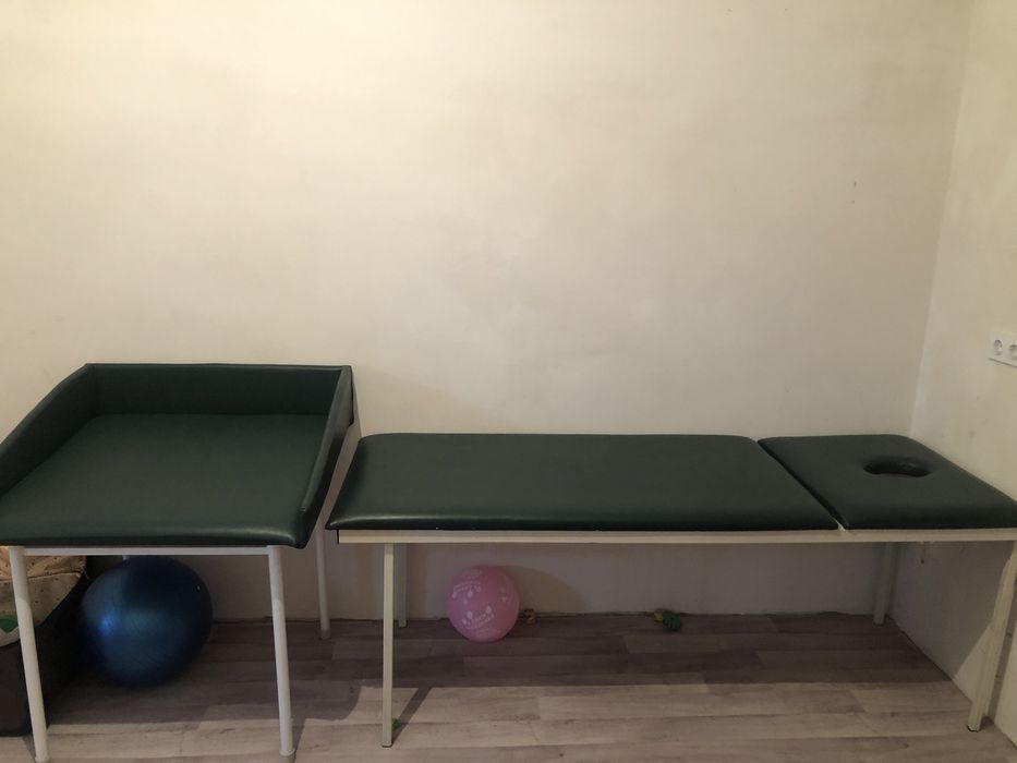 Продам массажную кушетку