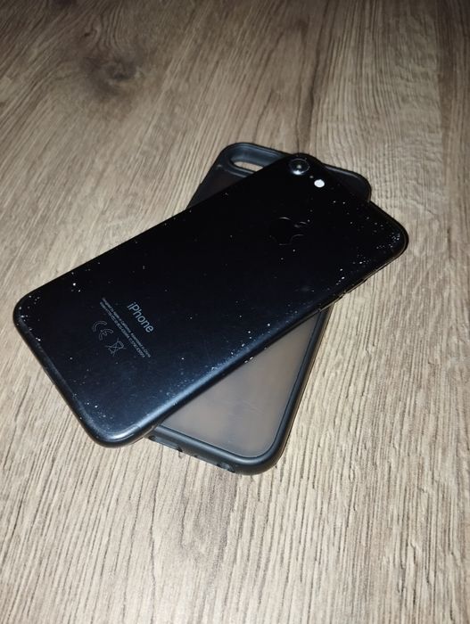 Продам iphone  7