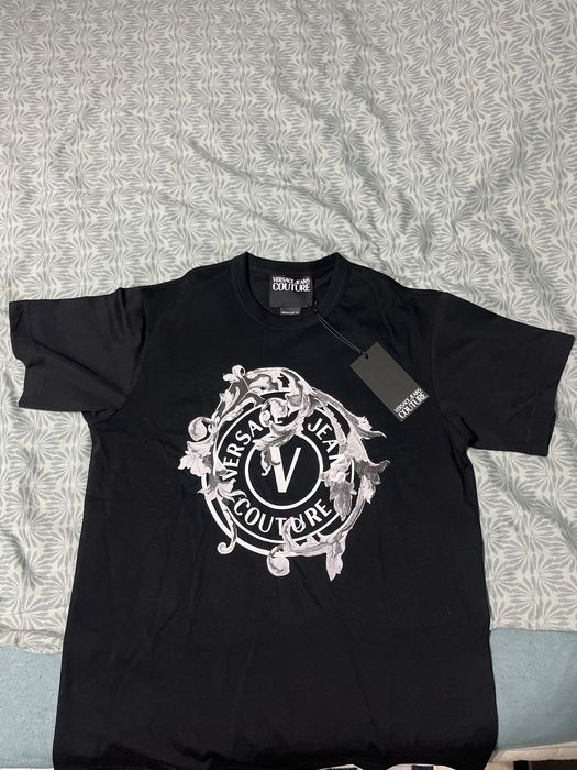 Нова Versace Jeans Couture Barocco тениска – размер S, с етикети