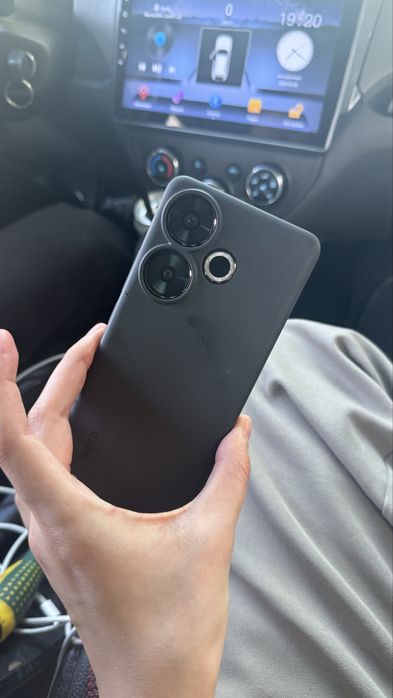 Xiaomi Poco f6/512 gb