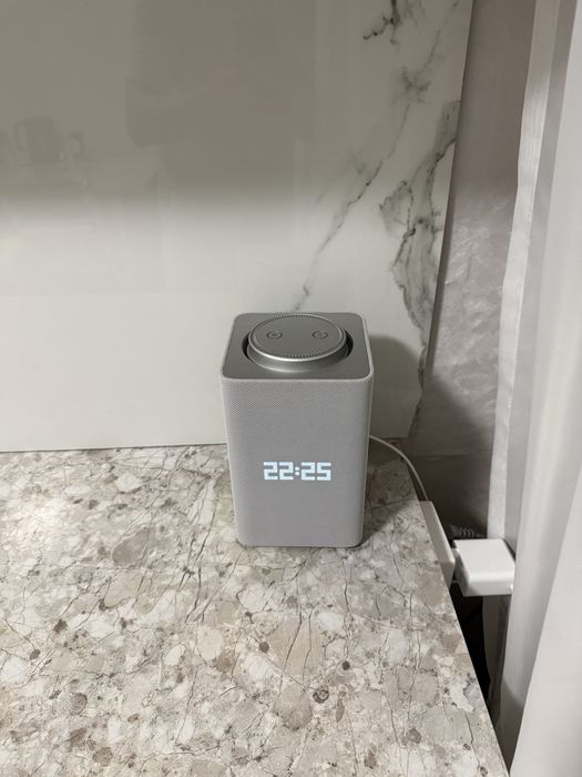 Продам Яндекс Станцию Макс