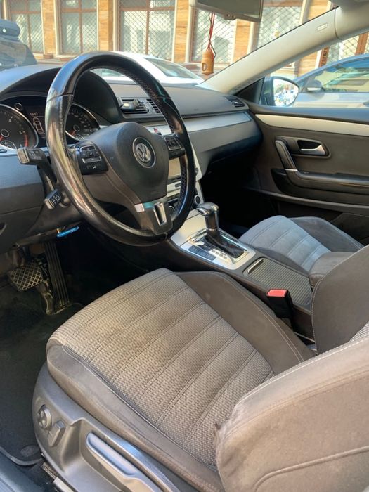 VW Passat CC 2010 година
