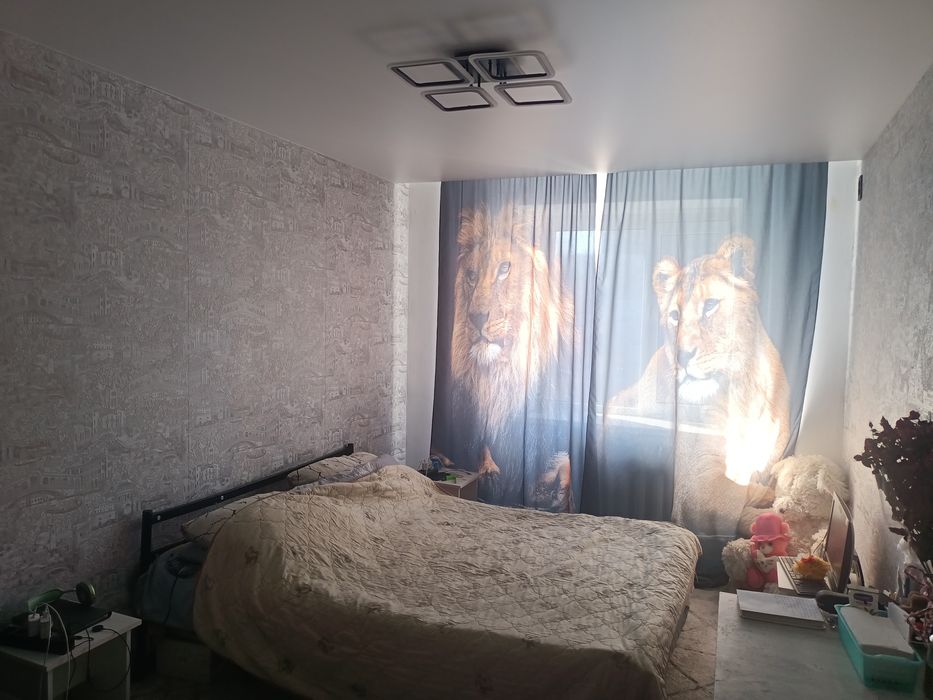 Продам 4 ком.квартиру