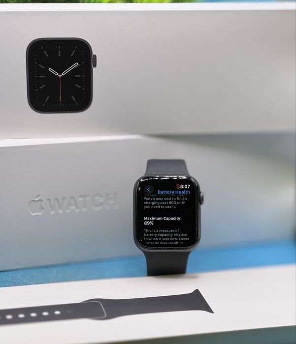 Apple Watch 6, GPS, Корпус Space Gray Aluminium 44mm