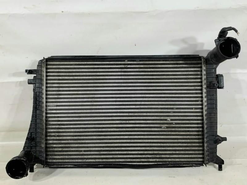 Radiator intercooler Volkswagen Golf 5 1K0145803Q 1.9 tdi BLS