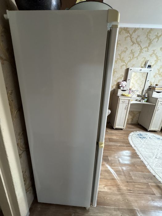 Продам холодильник LG