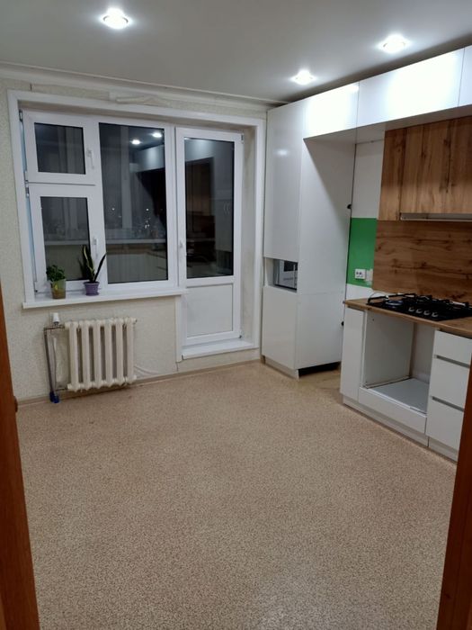 Продам 2 ком. квартиру есть торг