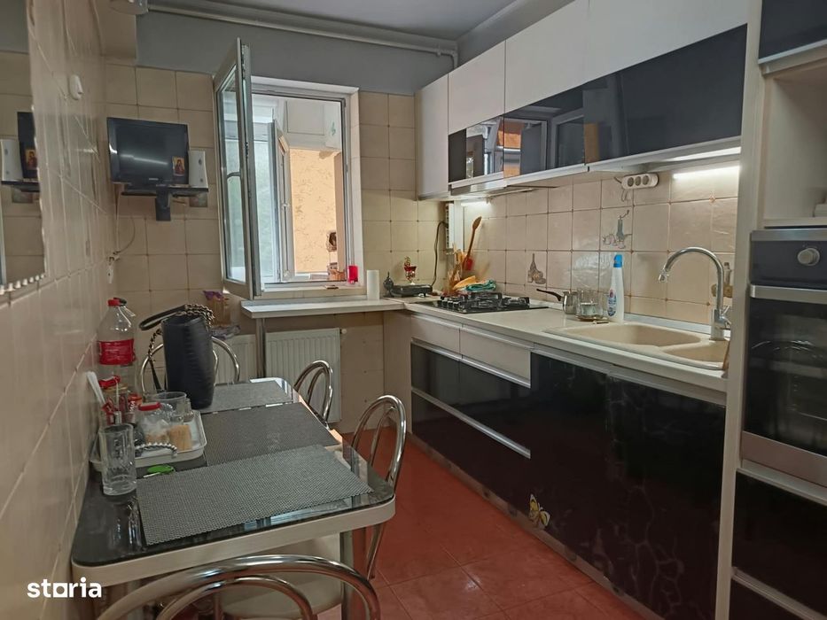 2 camere/ 3 balcoane/ Sos Giurgiului/ centrala