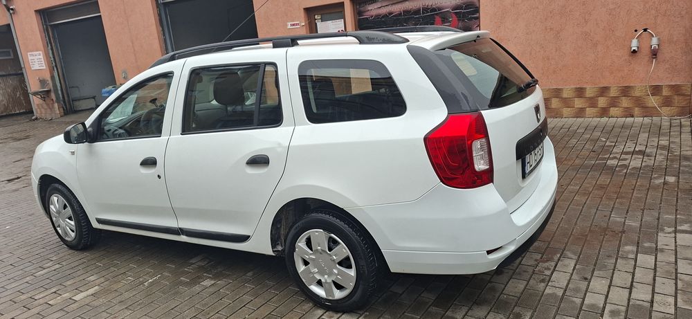 Vând Dacia Logan MCV 1.2 benzină