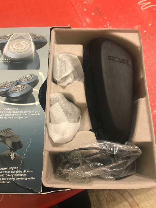 Philips Norelco shaver 6900 электробритва