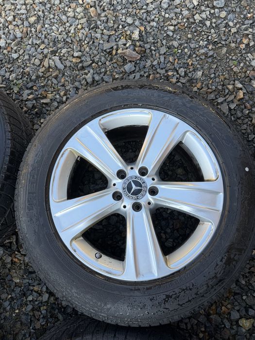 Jante Mercedes cu anvelope de iarna 235/60/18  8J ET 38