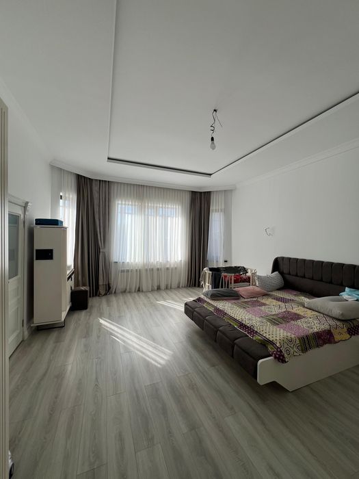 Дом за музеем!!!