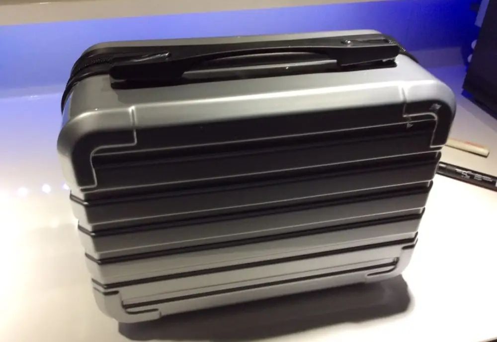 Чемодан для хранения и переноски квадрокоптера мини.