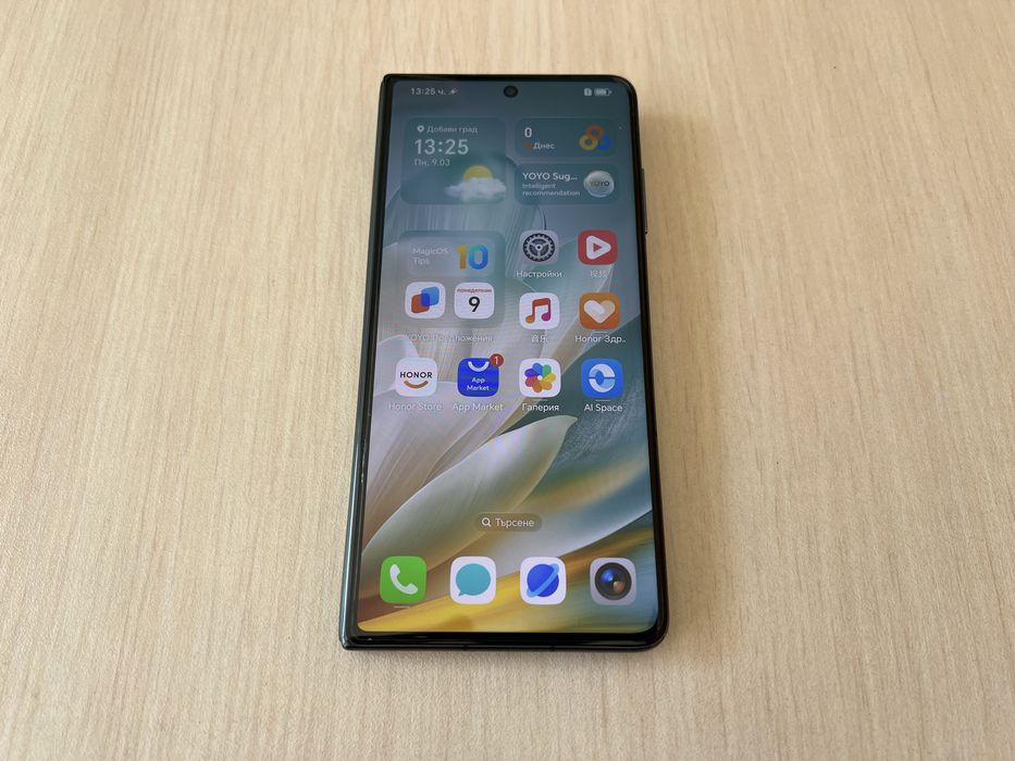 Продавам Honor Magic VS3 512/12GB