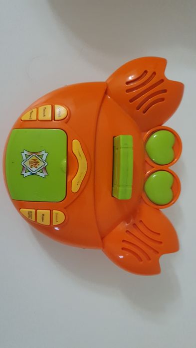 Музыкальные игрушки, дёшево.