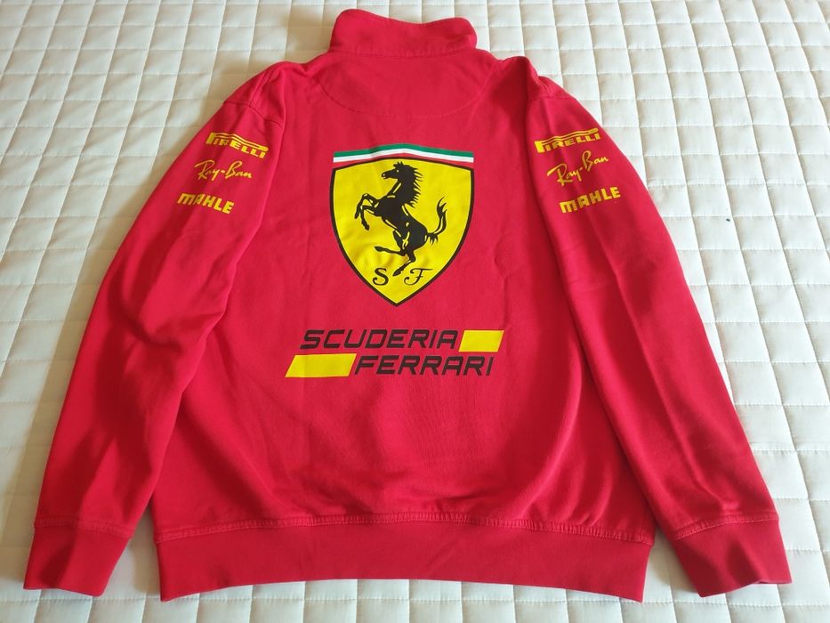 Bluza de barbati   -   200 lei.