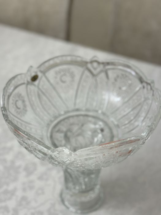Хрустальная ваза для фруктов