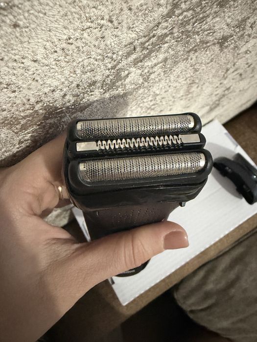 Продам электробритву Braun, серия 3