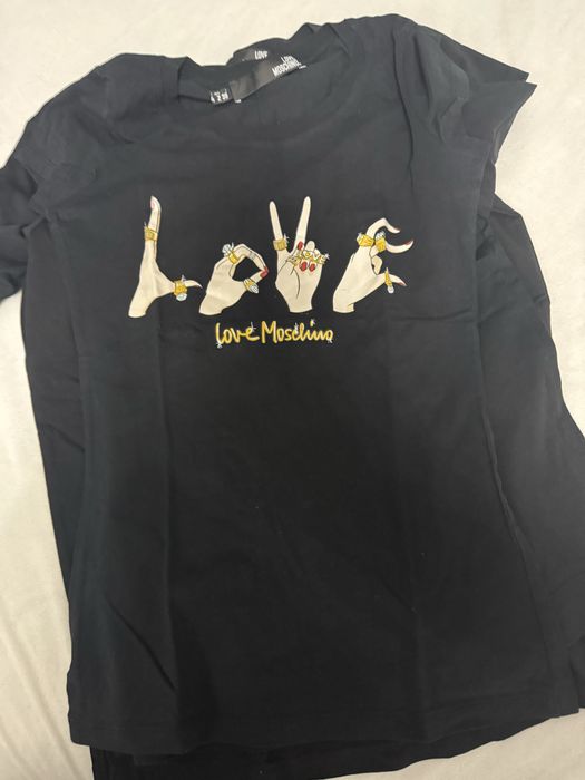 Тениски на moschino