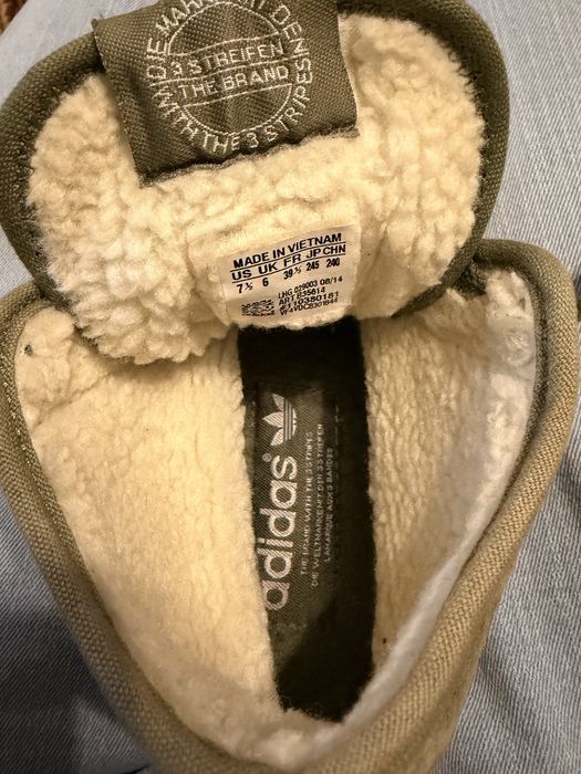 Adidasi cu blana