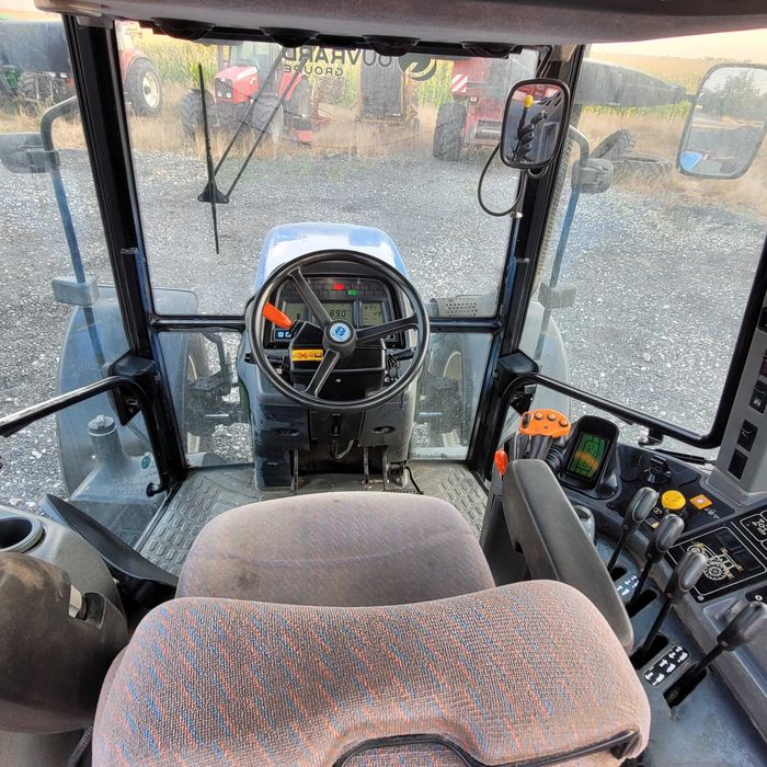 Tractor New Holland TM175